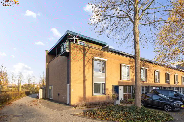 Catharina van Rennesstraat 24 in Deventer foto