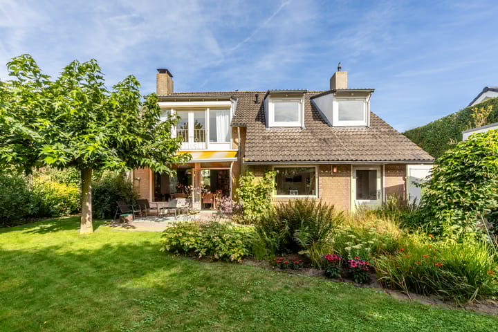 Catharinastraat 11 in Helvoirt foto