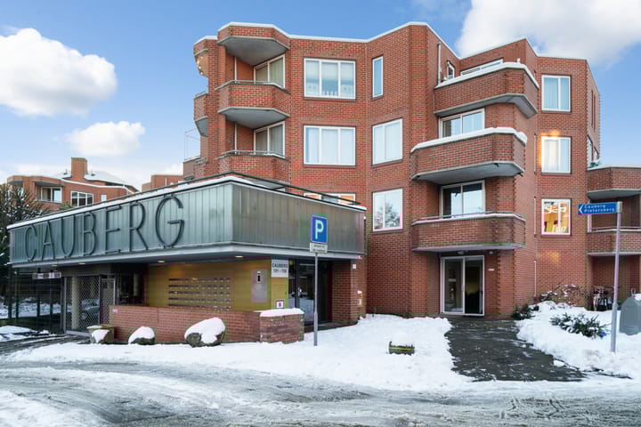 Cauberg 132 in Capelle aan den IJssel