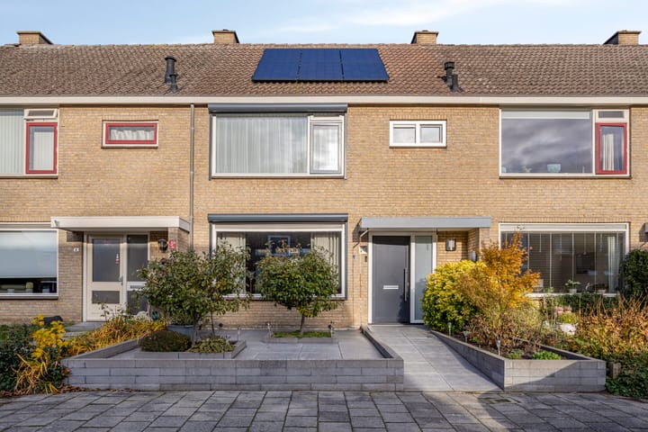 Celsiusstraat 4 in Terneuzen foto