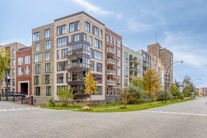 Charley Tooropgracht 109 in Diemen foto