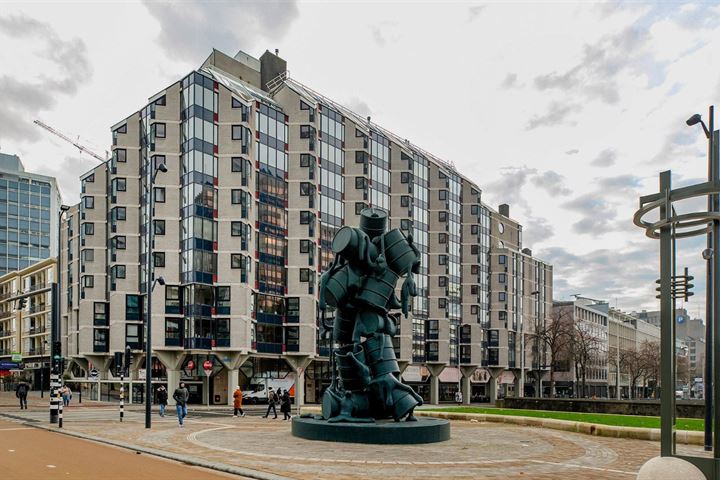 Churchillplein 16 in Rotterdam foto