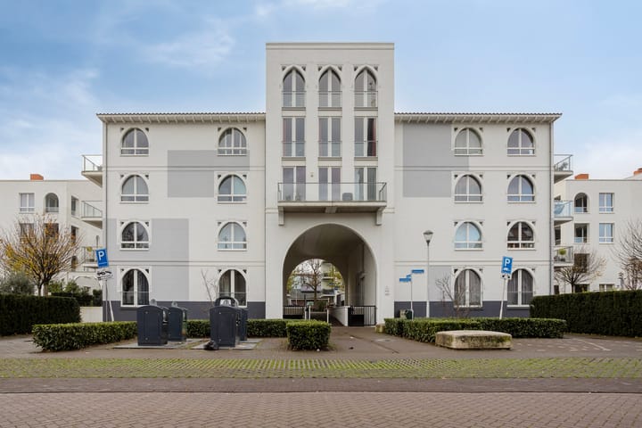 Clarissenhof 478 in Tilburg foto