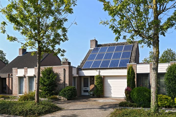 Claudiuslaan 8 in Venlo foto