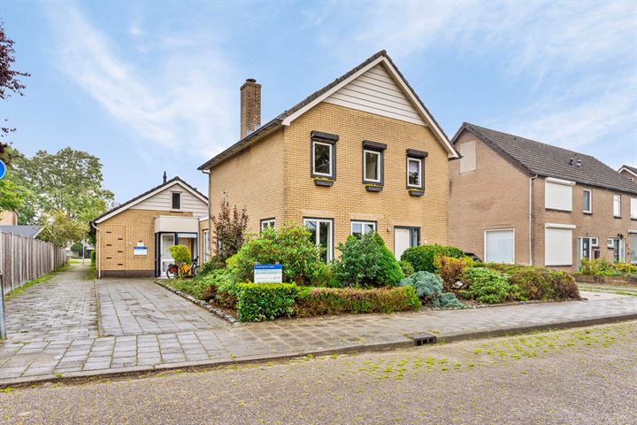 Clausstraat 32 in Hulst foto