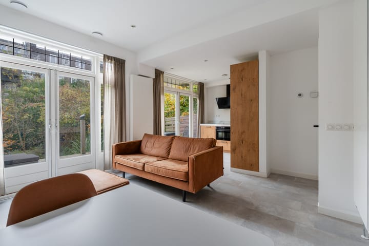 Cleyburchstraat 50A in Rotterdam foto