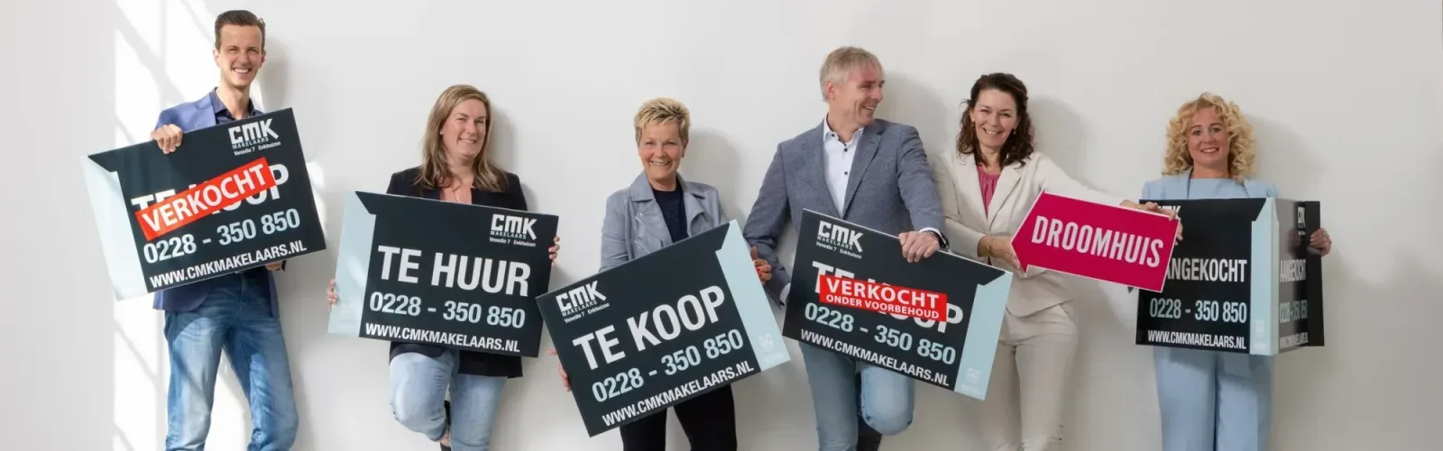Team foto van CMK Makelaars, daar voel je je thuis!