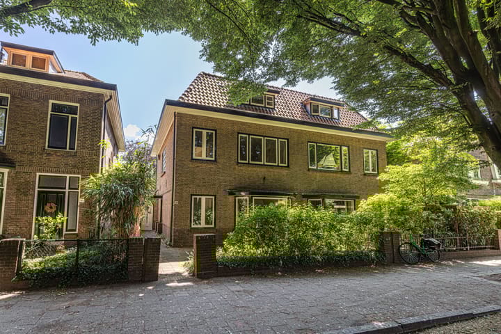 Cobetstraat 48 in Leiden foto