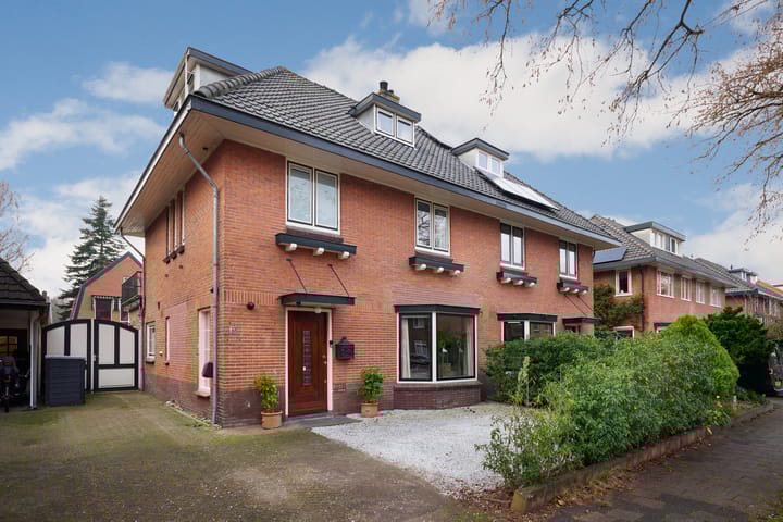 Constantijn Huygenslaan 33 in Zeist foto