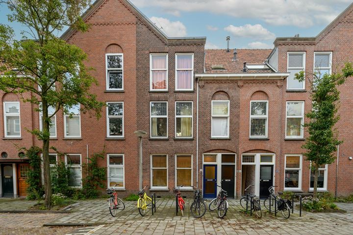 Cornelis Trompstraat 72 in Delft foto