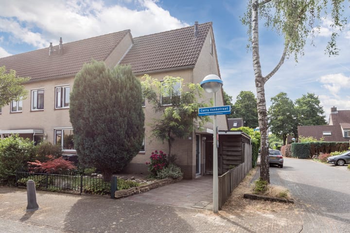 Corry Vonkstraat 35 in Wageningen foto