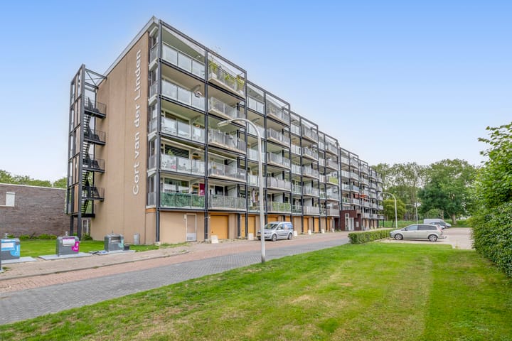 Cort van der Lindenlaan 32 in Pijnacker foto
