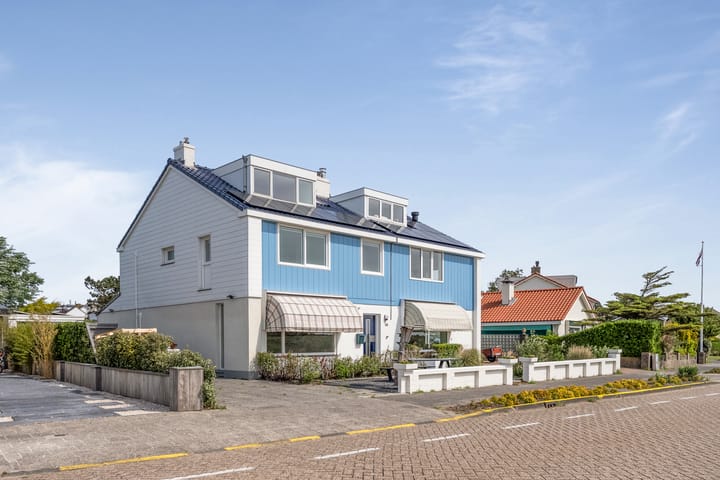 Cort van der Lindenstraat 36 in Zandvoort foto