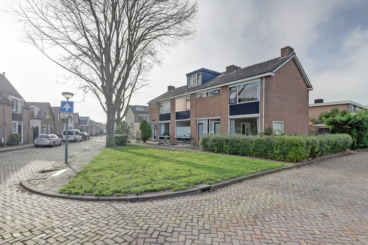 Couperusstraat 12 in Dordrecht foto