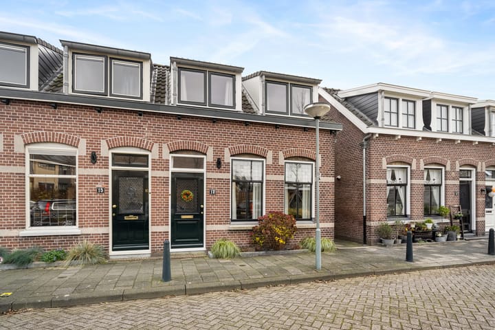 Couperusstraat 13 in Dordrecht foto