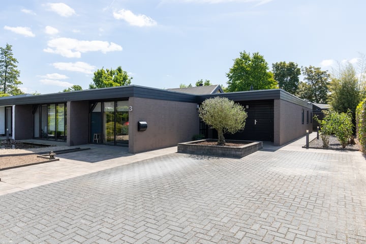 Craeyenbergh 3 in Overasselt foto