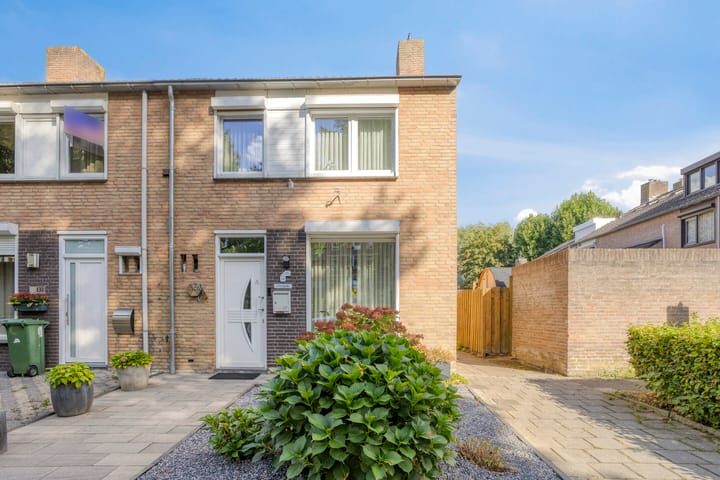 Cuyleborg 135 in Maastricht foto