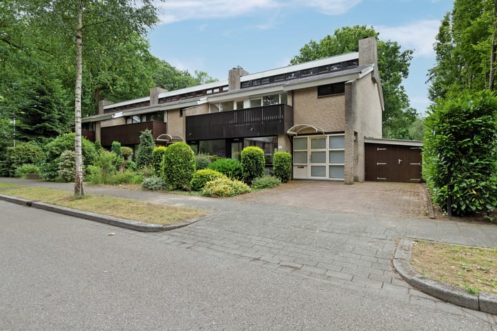 Da Costalaan 12 in Apeldoorn foto