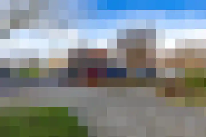 Da Costalaan 16 in Hoogezand