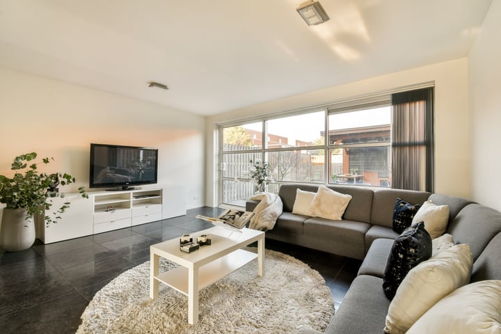 Daan Roodenburghplein 38 in Amsterdam foto