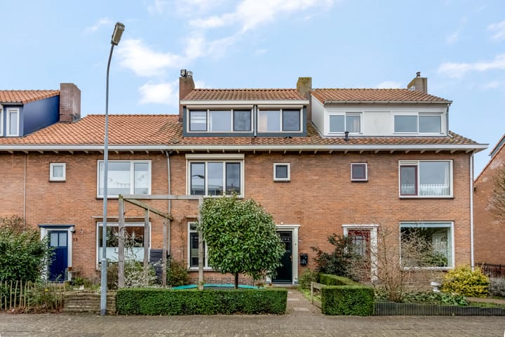 Dahliastraat 13 in Ede