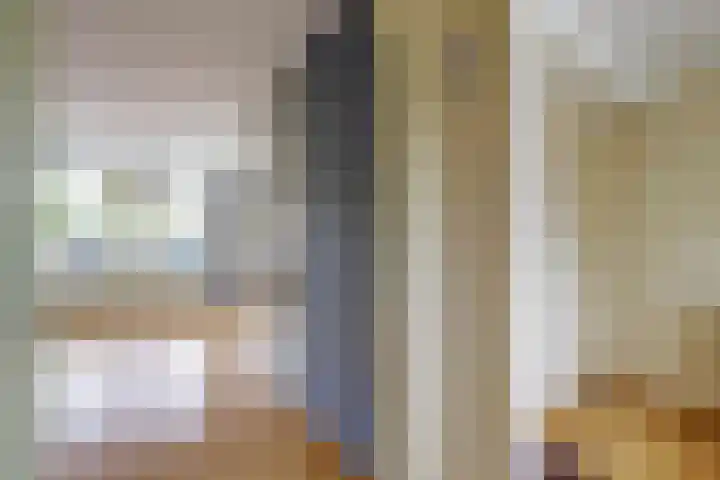 Dam 12 Wervershoof thumbnail 5