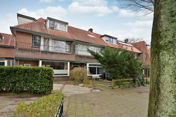 De Bazelstraat 49 in Hilversum foto