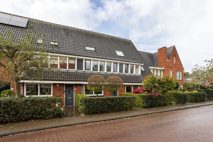De Bazelweg 5 in Laren foto