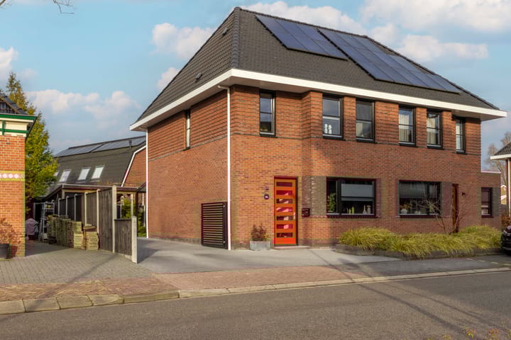 De Dellen 39A in Surhuisterveen foto