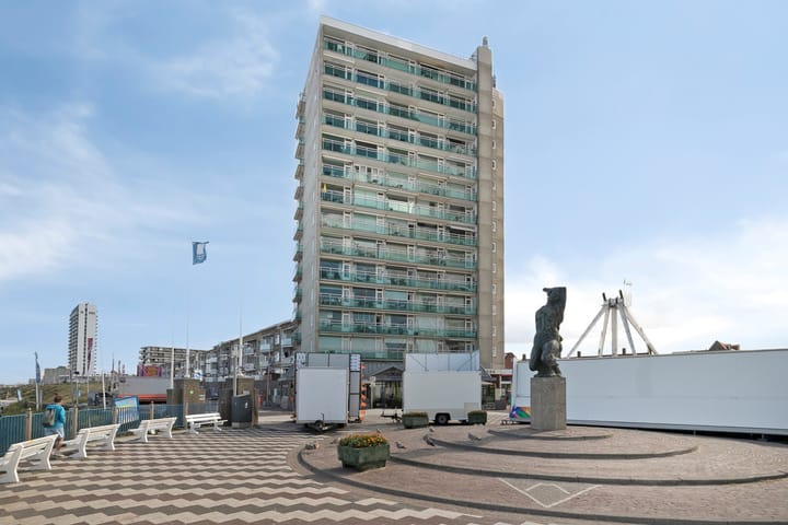 de Favaugeplein 21F-57 in Zandvoort foto