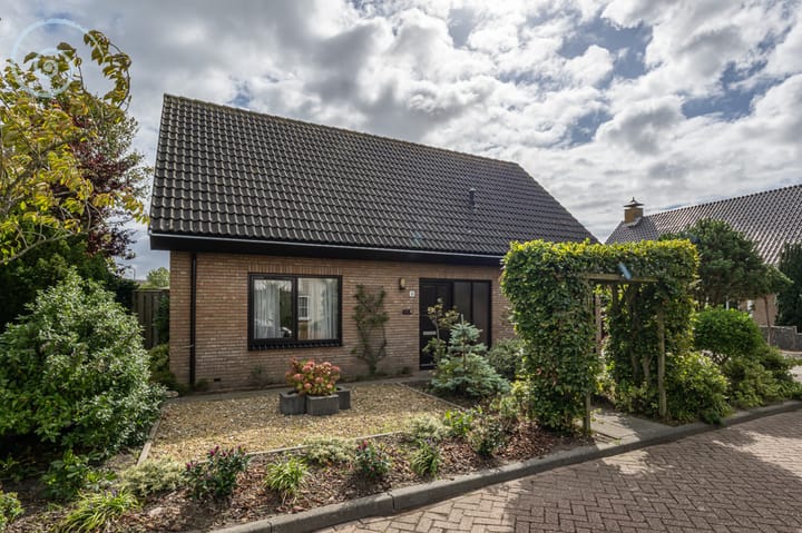 De Gracht 4 in Ouddorp foto