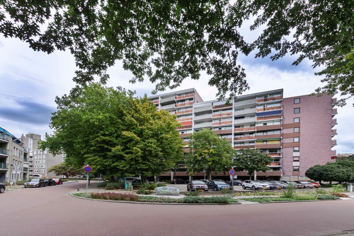 De Heugden 110 in Heerlen foto