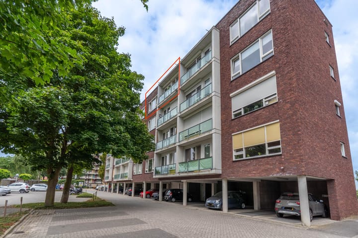 De Heuvelaar 37 in Venray foto