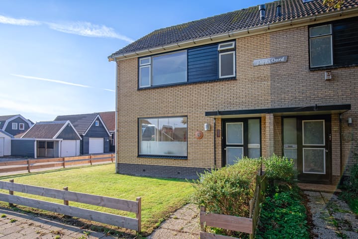 De Houtmanstraat 48 in Oudeschild foto