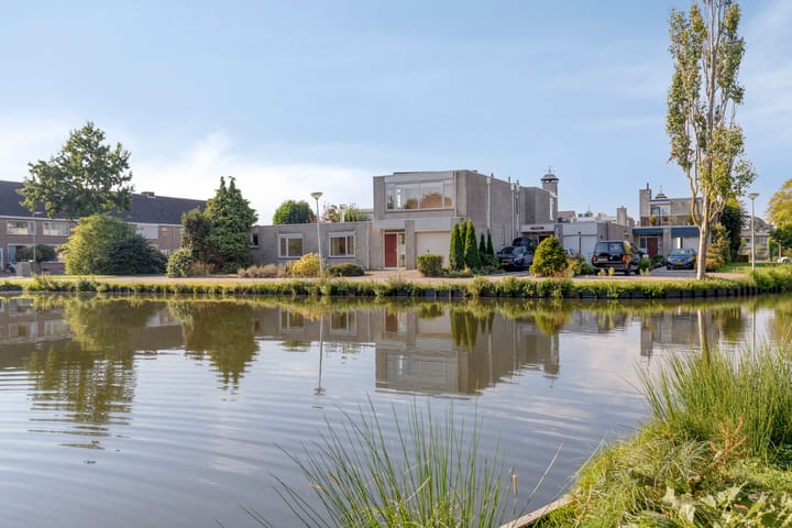 de Lairessestraat 15 in Krimpen aan den IJssel foto