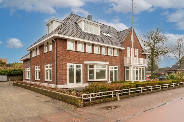 De Ruyterstraat 1f in Huizen