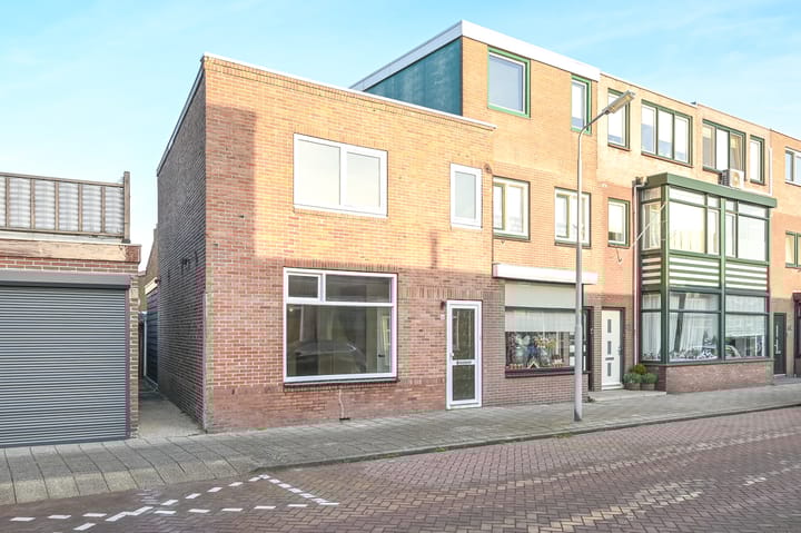 De Ruyterstraat 72 in IJmuiden