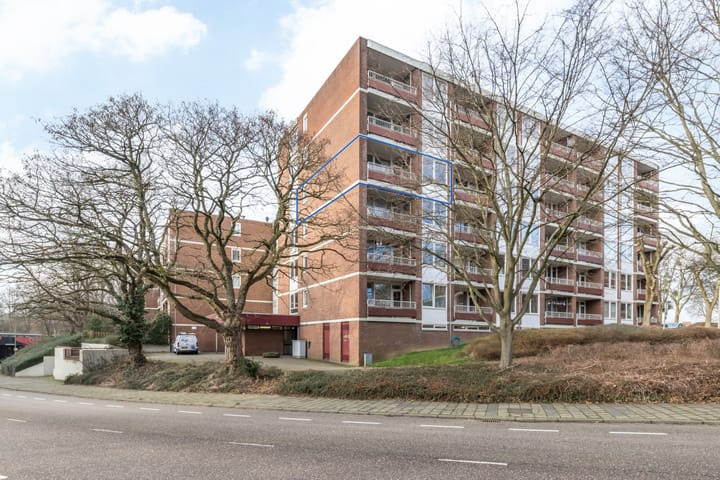 De Tichel 79 in Heerlen foto