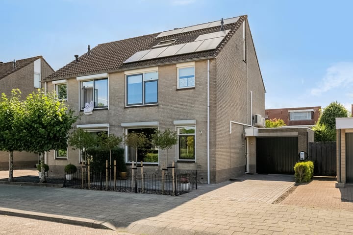 De Vlaskam 7 in Dinteloord foto