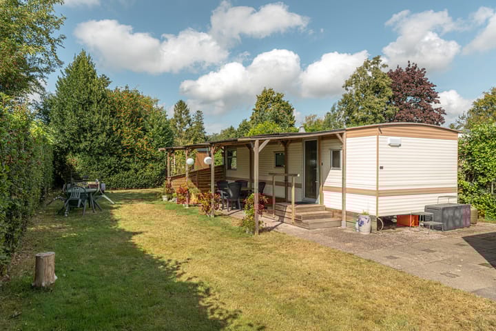 De Vriehof 10 in Rohel foto