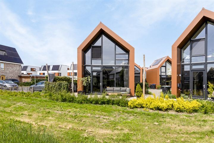 De Walvisch 44 in Zeewolde foto