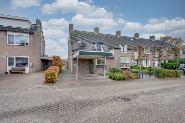 De Wouwerd 10 in Udenhout foto