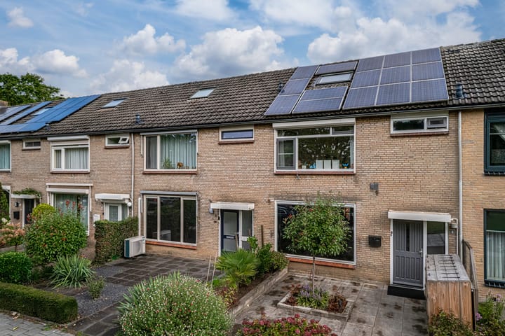 Debussystraat 4 in Zevenaar foto