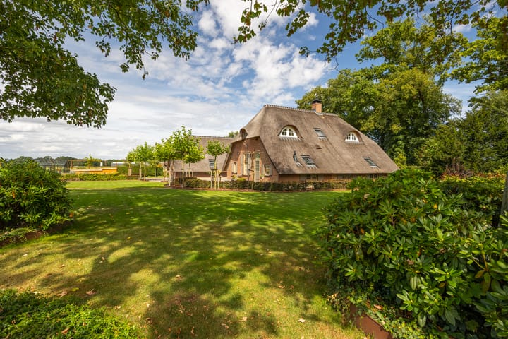 Den Broekweg 3 in Brummen foto