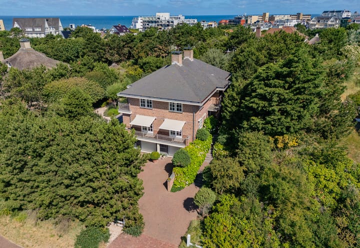 Dennenweg 8 in Noordwijk foto