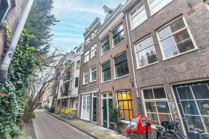 Derde Leliedwarsstraat 4 in Amsterdam foto