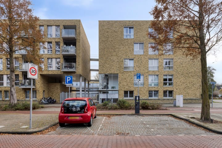 Diamantlaan 316 in Leiden foto