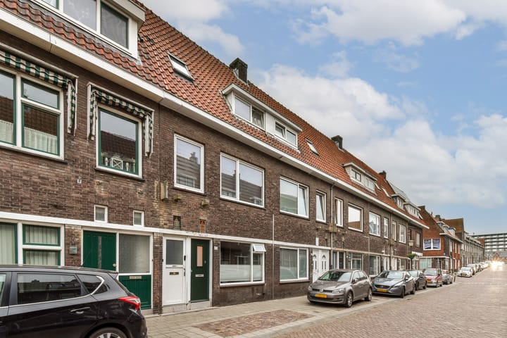 Diepenbrockstraat 113 in Vlaardingen foto