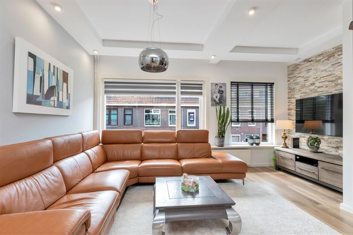 Diepenbrockstraat 25 in Vlaardingen foto