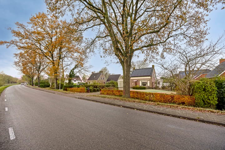 Diepswal 1 in Leek foto